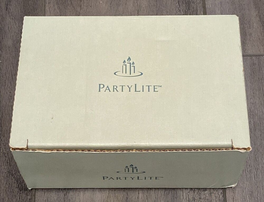 PartyLite Holiday Spices Scent Plus Square Votive Candle K0239 Retired Pack of 6 - Picture 4 of 6